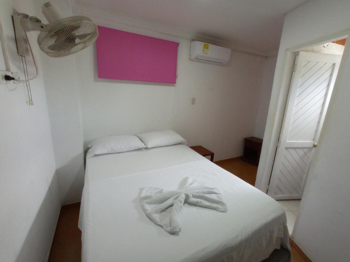 Small Double Room,1571366300:JPEG