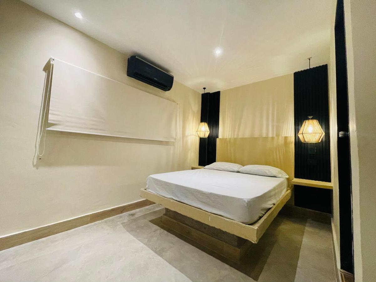 Deluxe Double Room,1338446210:JPEG