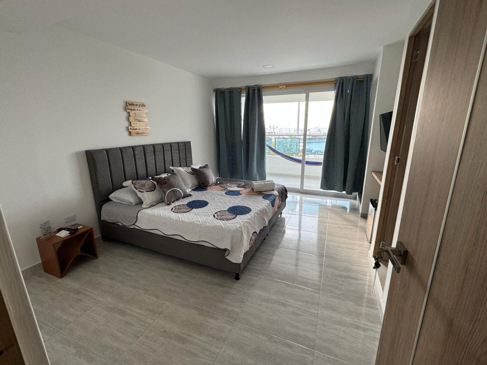 Habitación Doble con balcón y vistas al mar