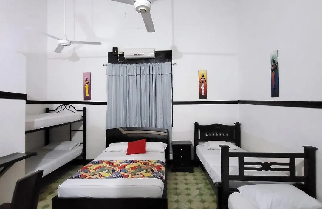 Hotel Colonial-1