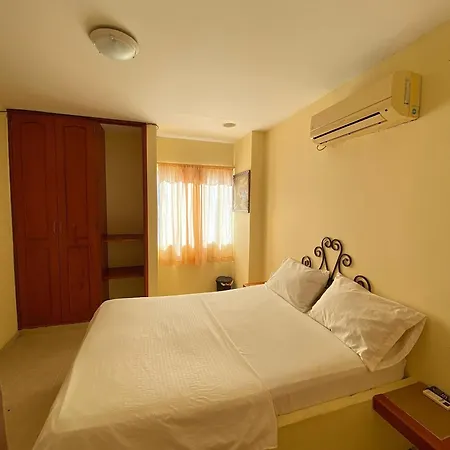 Hotel Terranova Sm-3