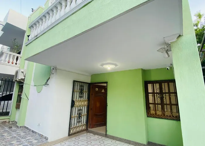 Casa Delia Rosa Hostal Santa Marta 