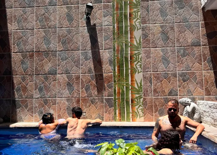 Fatima Hostel Santa Marta
